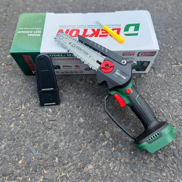 Cưa xích dùng pin dekton M21-CX06CP