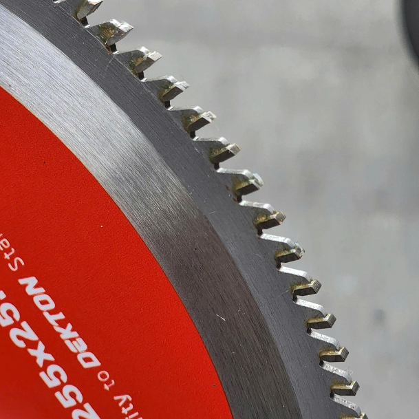 Lưỡi cắt nhôm và gỗ dekton dk-b305al