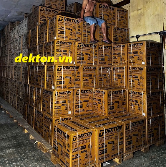 Máy rửa xe DEKTON DK-CWR 3001Promax